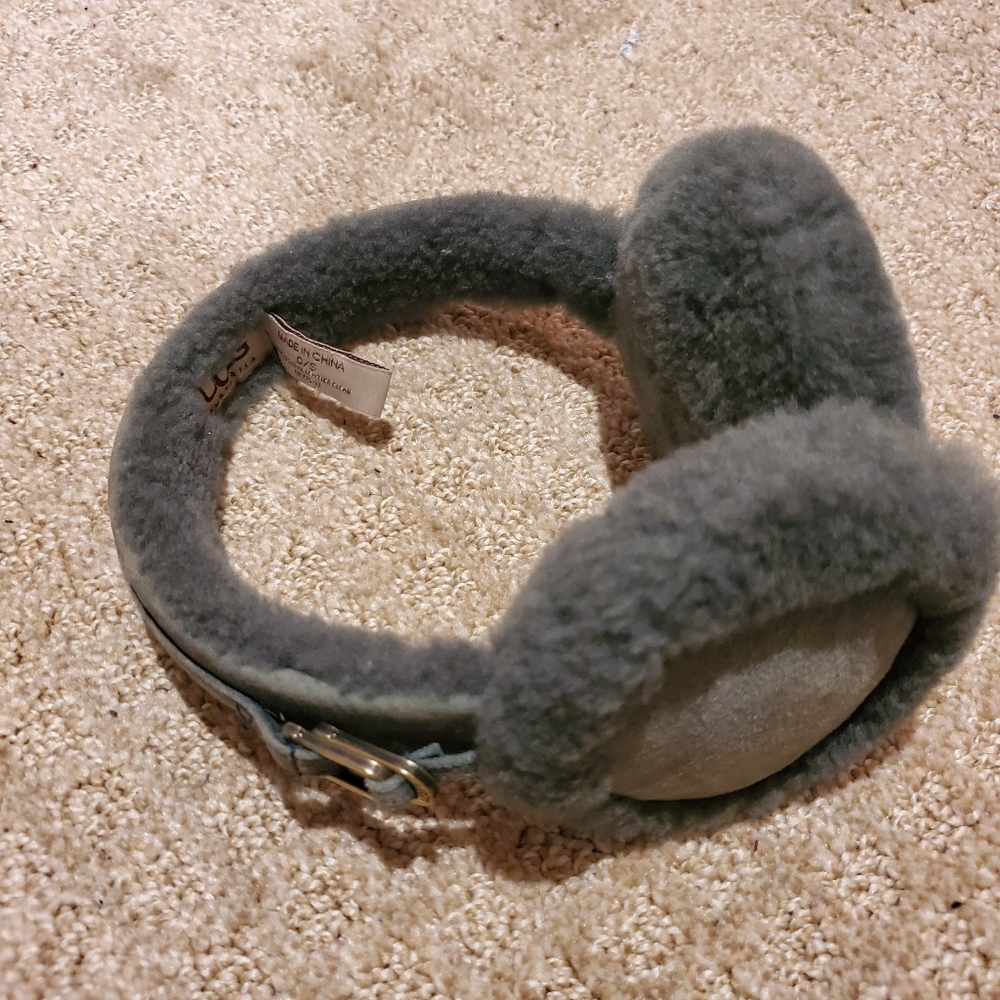 Ugg earmuffs